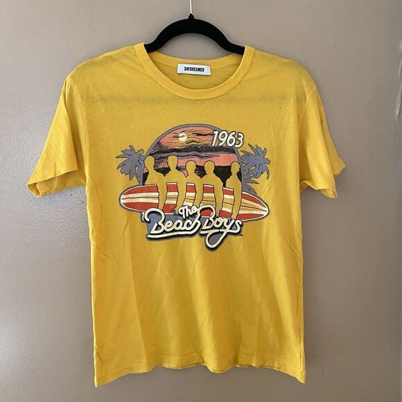 Daydreamer Yellow The Beach Boys 1963 Ringer Tee Band Tour Rock NWOT Sz XS - Picture 6 of 10